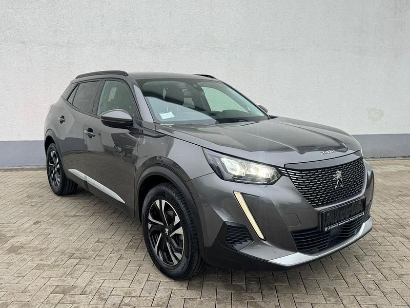Grau Gebraucht 2021 Peugeot 2008 Allure SUV | 15.900 € (Guter Preis) - Bild 1/4