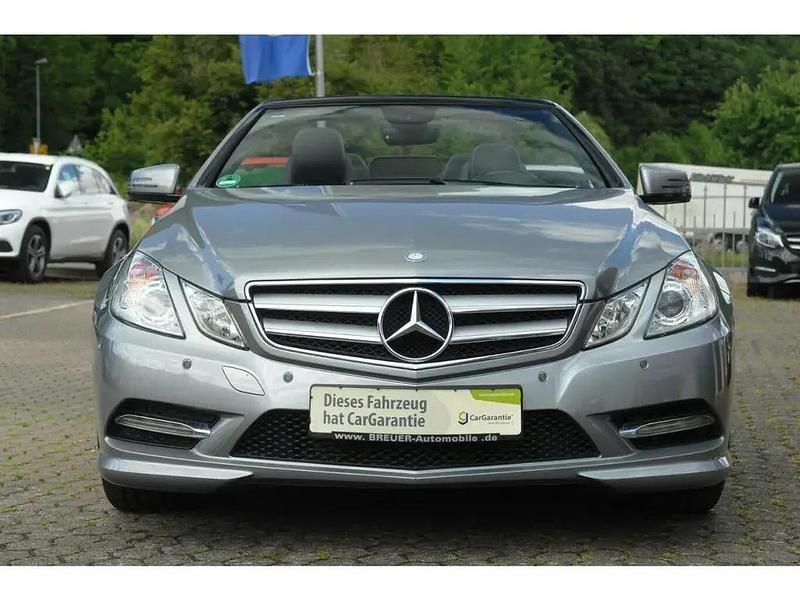 Gebraucht Mercedes E220 Elegance 170 PS (125 kW) 2013 Silber metallic Cabrio