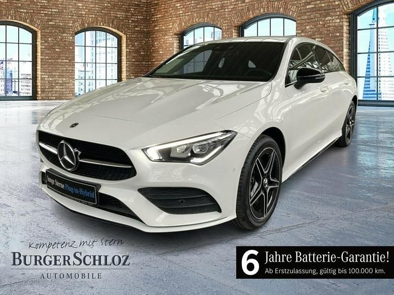 Unilack polarweiß Gebraucht 2021 Mercedes CLA250e Shooting Brake Night Kombi | 25.370 € (Fairer Preis) - Bild 1/4
