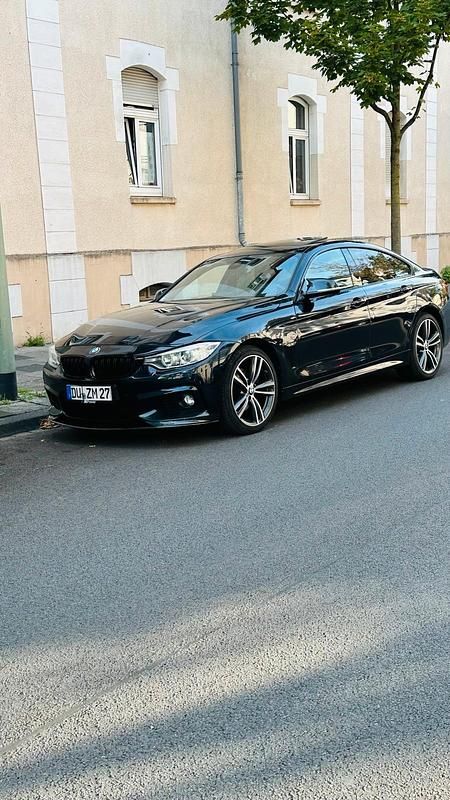 Blau Gebraucht 2015 BMW 430 M Sport Coupé | 19.800 € (Fairer Preis) - Bild 1/4