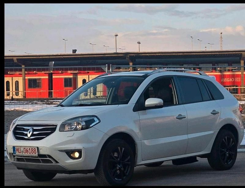 Gebraucht Renault Koleos Bose Edition 150 PS (110 kW) 2012 Weiß SUV