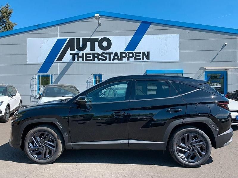 Neu Hyundai Tucson Edition 239 PS (175 kW) 2026 Schwarz SUV