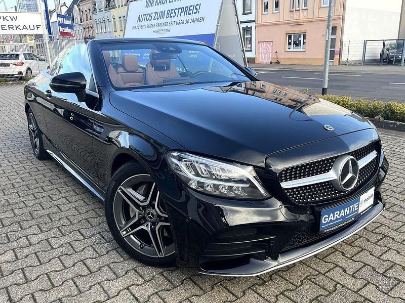 Gebraucht Mercedes C180 AMG line 156 PS (114 kW) 2019 Schwarz Cabrio