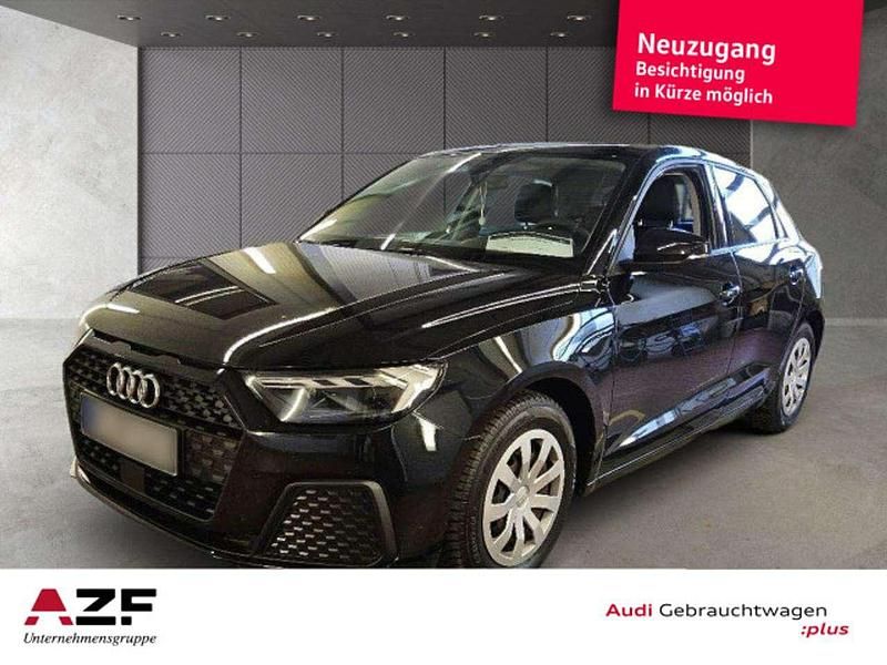 Gebraucht Audi A1 95 PS (69 kW) 2022 Mythosschwarz metallic SUV