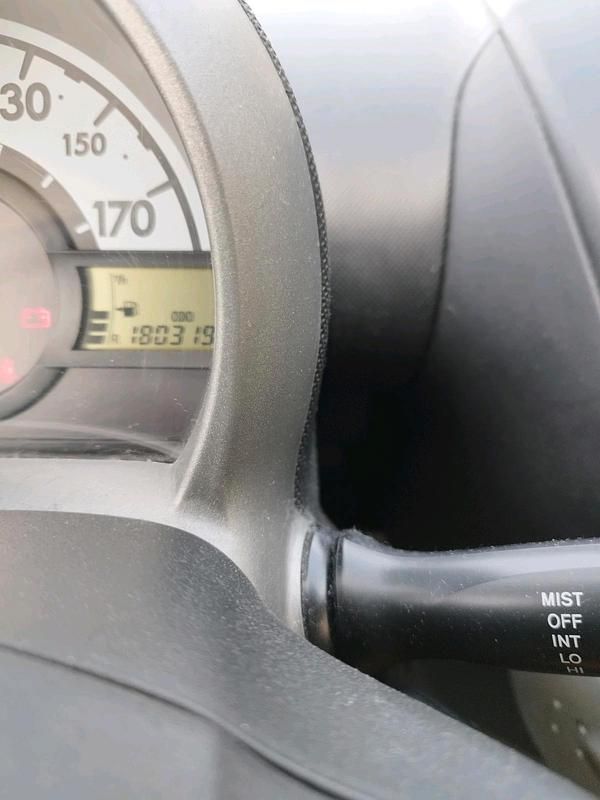 Gebraucht Toyota Aygo 68 PS (50 kW) 2012 Weiß Kleinwagen