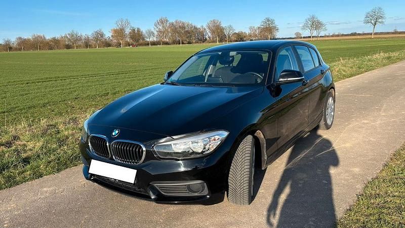 Gebraucht BMW 116 109 PS (80 kW) 2016 Schwarz Kleinwagen