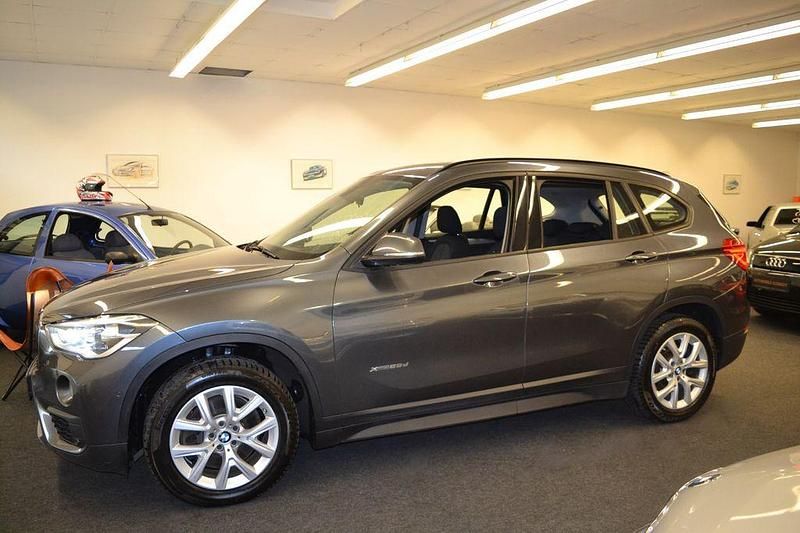 Gebraucht BMW X1 Advantage 231 PS (169 kW) 2015 Grau SUV