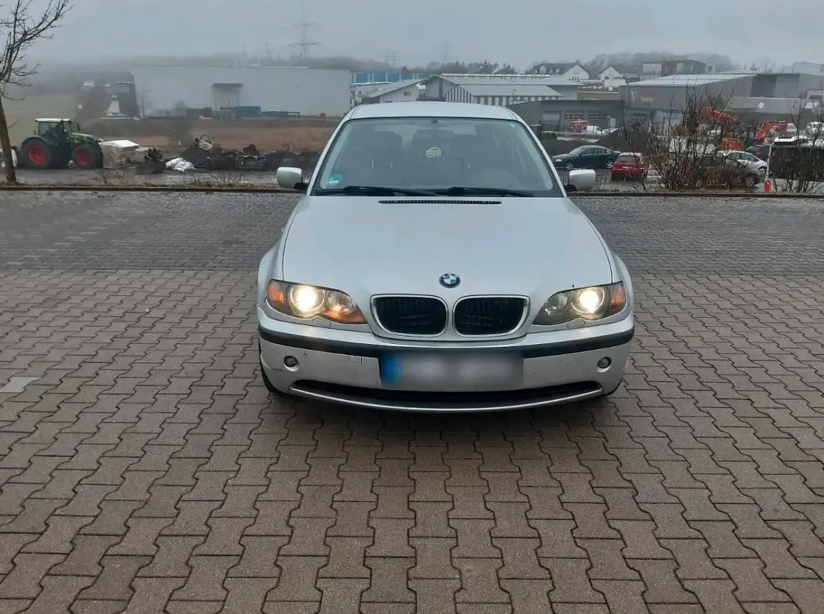 Usata BMW 320 150 CV (110 kW) 2004 Argento Station wagon