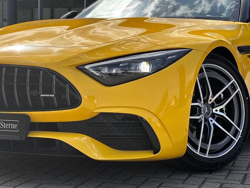 Gebraucht Mercedes SL43 AMG AMG 381 PS (280 kW) 2023 Gelb Cabrio