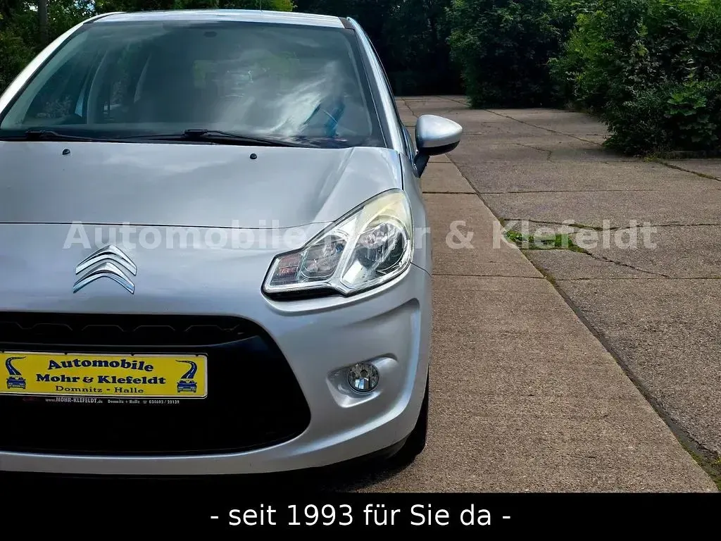 Gebraucht Citroën C3 Tendance 73 PS (53 kW) 2010 Grau Limousine