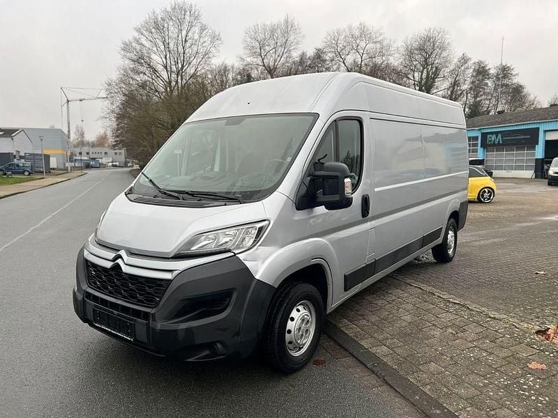 Silber Gebraucht 2019 Citroën Jumper Profi Van / Kleinbus | 15.500 € (Fairer Preis) - Bild 1/4