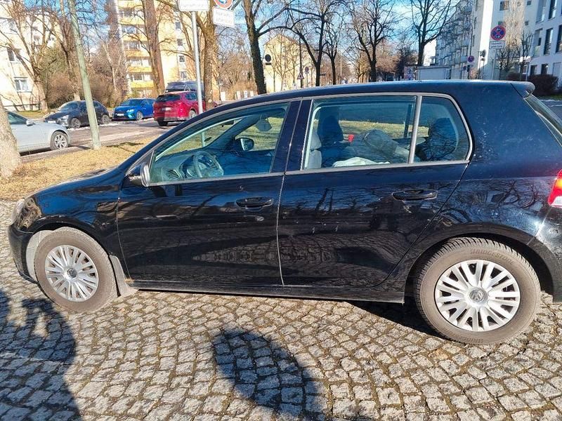 Gebraucht VW Golf VI Trendline 105 PS (77 kW) 2011 Kleinwagen