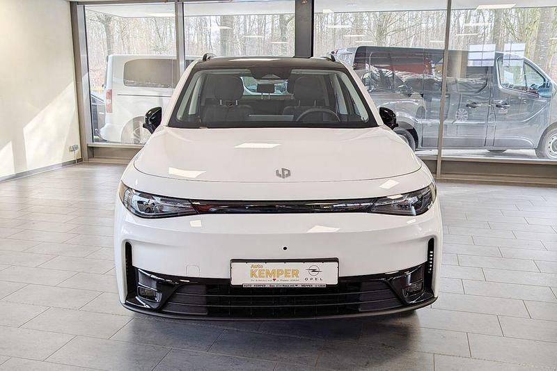 Neu Leapmotor C10 160 kW (218 PS) 2026 Weiß SUV