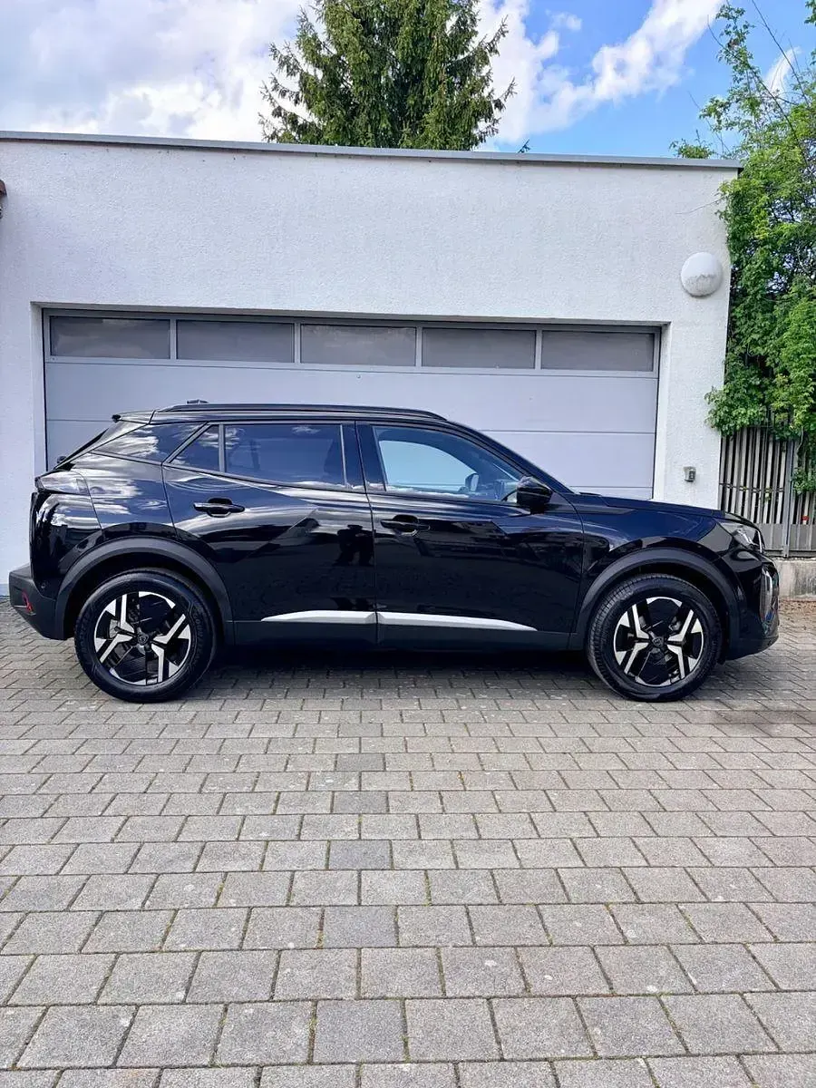 Gebraucht Peugeot 2008 Allure 131 PS (96 kW) 2024 Schwarz SUV