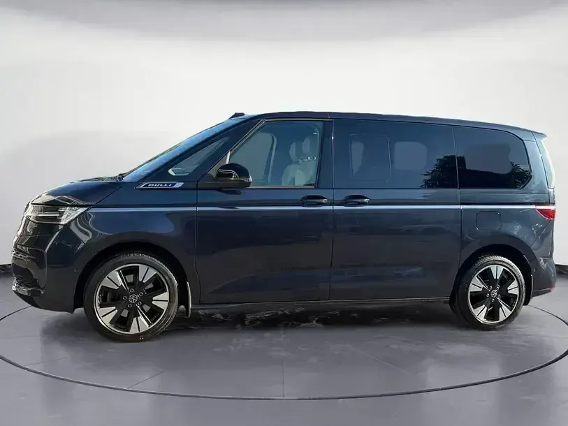 Gebraucht VW Multivan Style 204 PS (150 kW) 2023 Blau Van / Kleinbus
