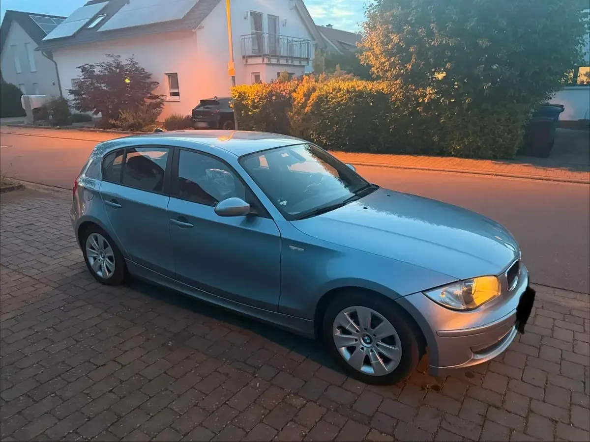 Gebraucht BMW 118 143 PS (105 kW) 2008 Grau Kleinwagen
