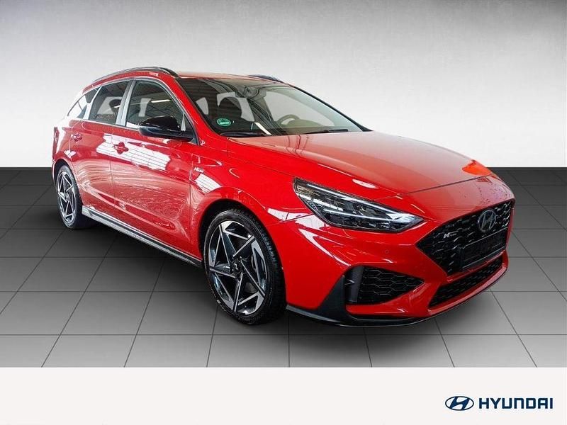 Gebraucht Hyundai i30 N Line 140 PS (102 kW) 2025 Sol (rot Kombi