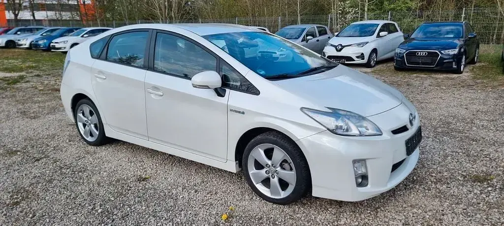 Gebraucht Toyota Prius Life 99 PS (72 kW) 2009 Weiß Kleinwagen