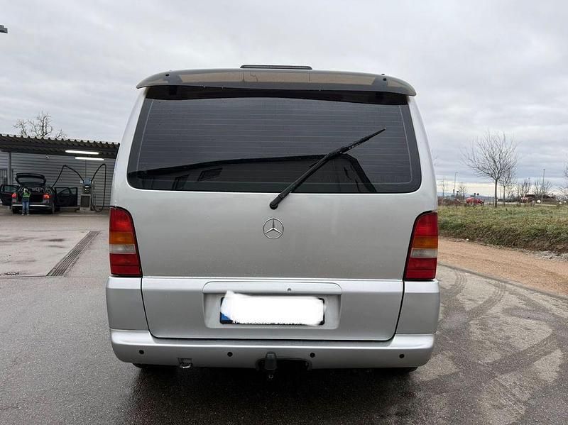 Gebraucht Mercedes Vito 102 PS (75 kW) 2003 Silber Van