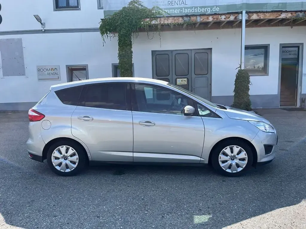 Gebraucht Ford Grand C-Max Titanium 116 PS (85 kW) 2012 Silber Van / Kleinbus