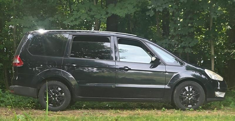 Schwarz Gebraucht 2007 Ford Galaxy Ghia Van / Kleinbus | 2.200 € (Guter Preis) - Bild 1/1