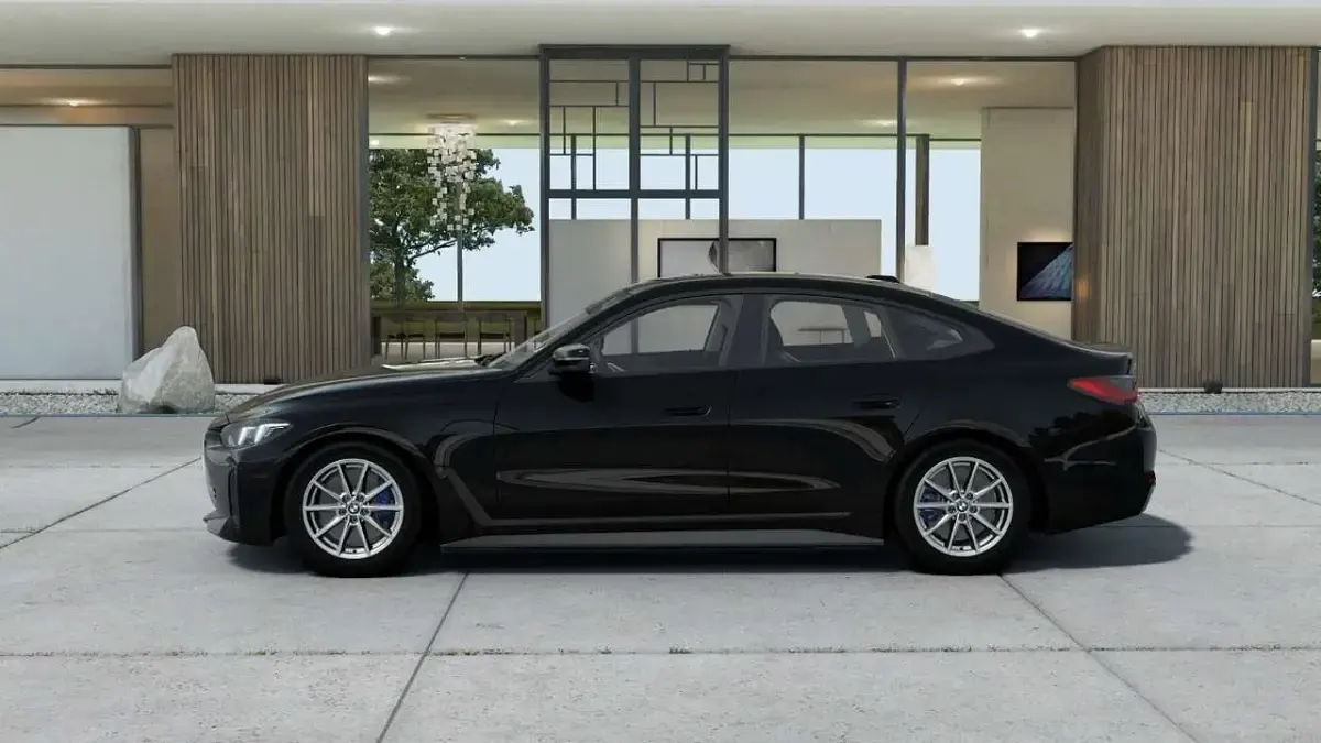Neu BMW i4 Sport Line 294 kW (401 PS) 2025 Schwarz uni Limousine