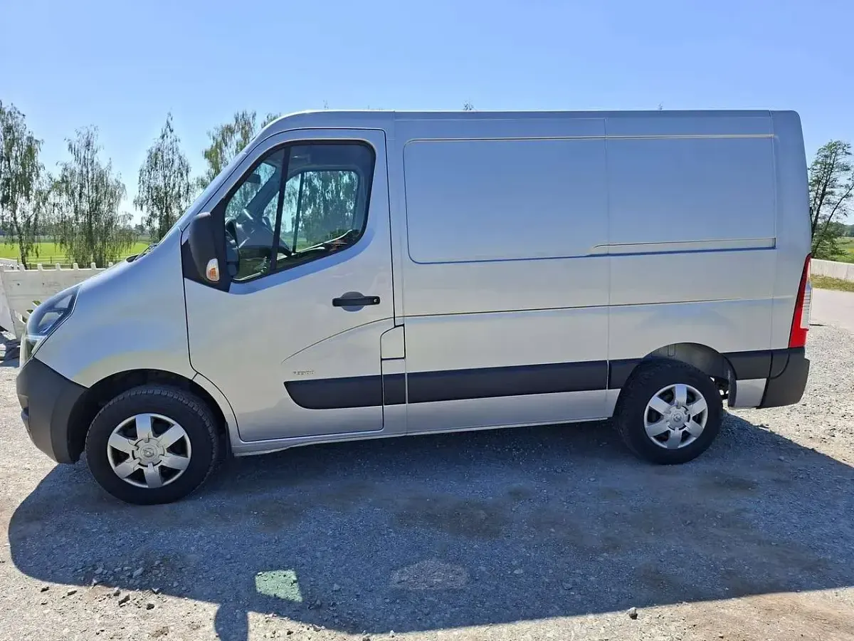 Gebraucht Opel Movano 179 PS (131 kW) 2020 Silber Van / Kleinbus