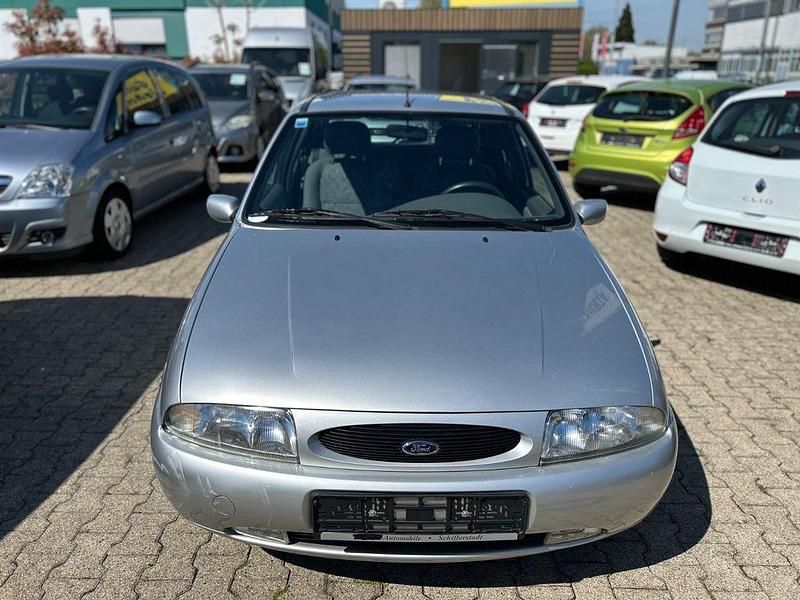 Używany Ford Fiesta 75 KM (55 kW) 1998 Szary Hatchback