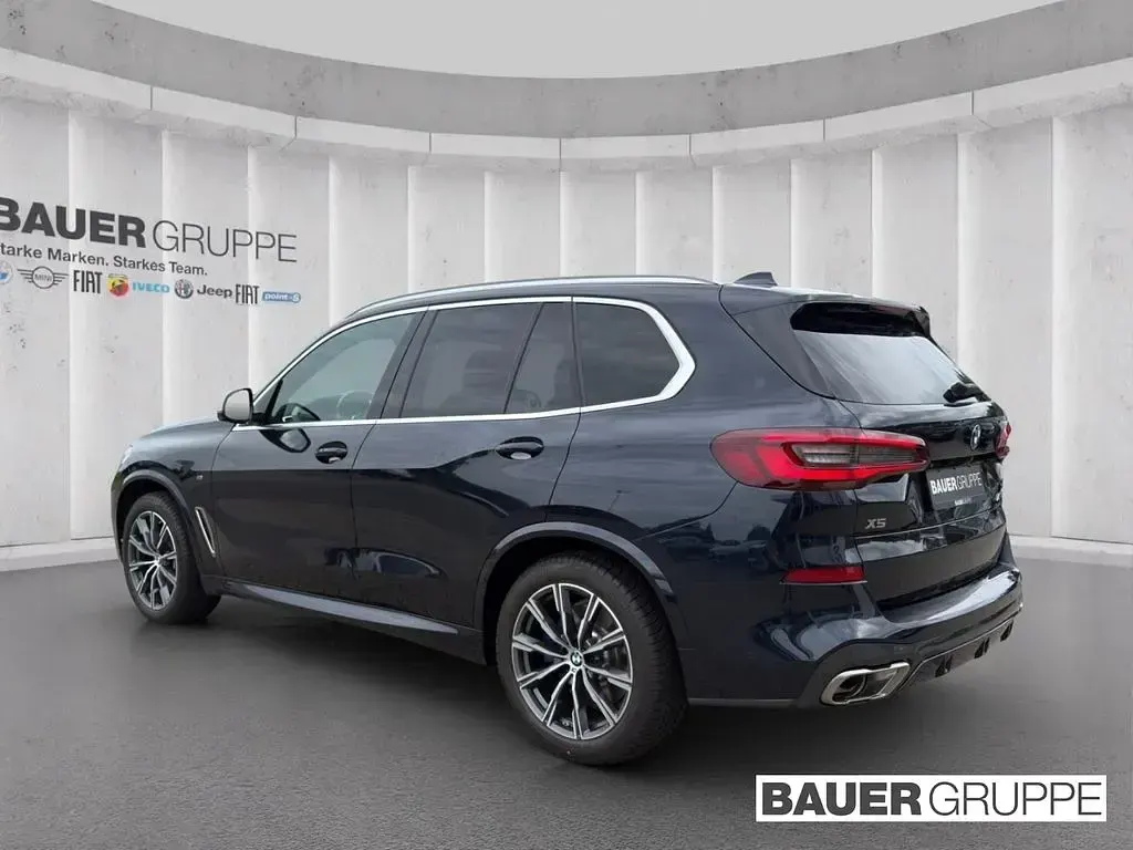 Gebraucht BMW X5 M50 Performance 530 PS (389 kW) 2023 Schwarz SUV