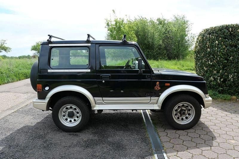 Gebraucht Suzuki Samurai 69 PS (50 kW) 2000 Schwarz SUV