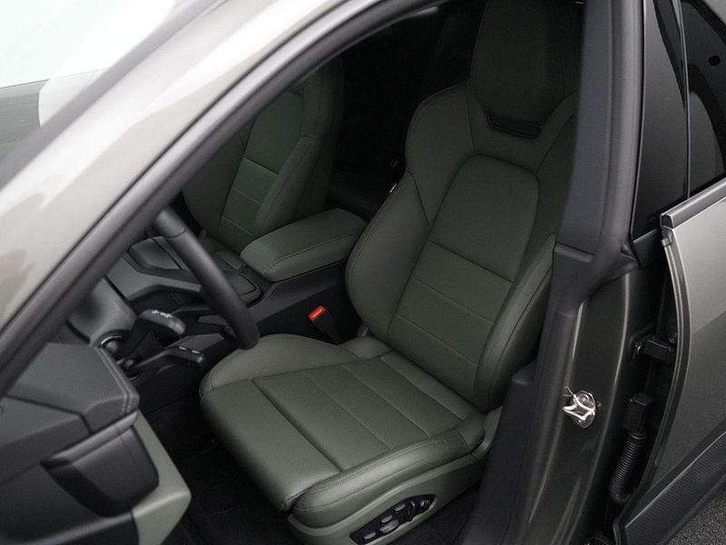 Gebraucht Porsche Macan 300 kW (408 PS) 2025 Grün SUV