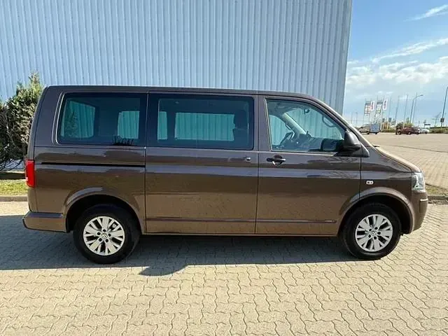 Używany VW T5 140 KM (102 kW) 2014 Brązowy Van