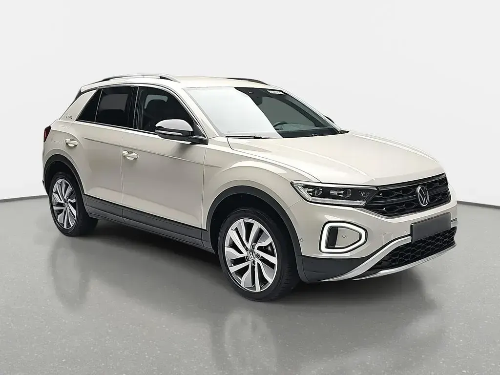 Gebraucht VW T-Roc Cabriolet Goal 150 PS (110 kW) 2025 Grau SUV