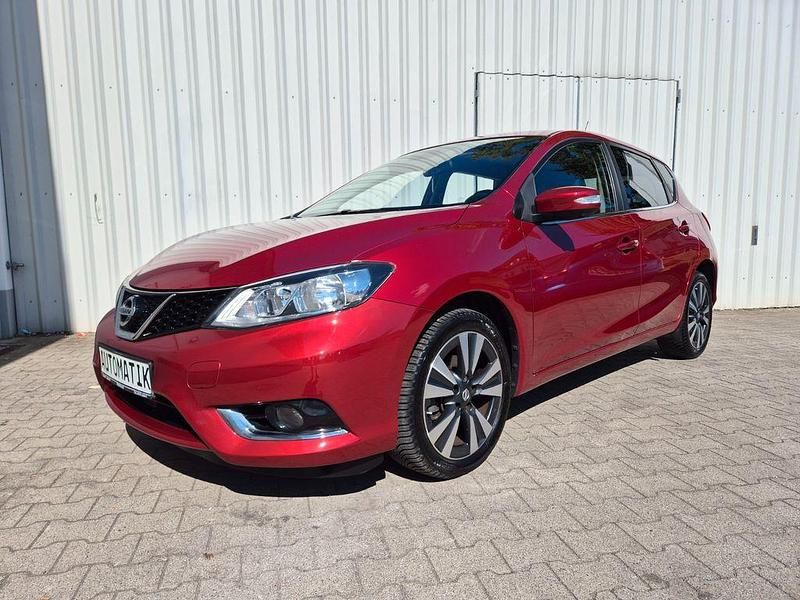 Rot Gebraucht 2015 Nissan Pulsar Limousine | 9.999 € (Fairer Preis) - Bild 1/4