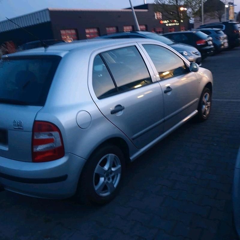 Gebraucht Skoda Fabia 75 PS (55 kW) 2006 Silber Limousine