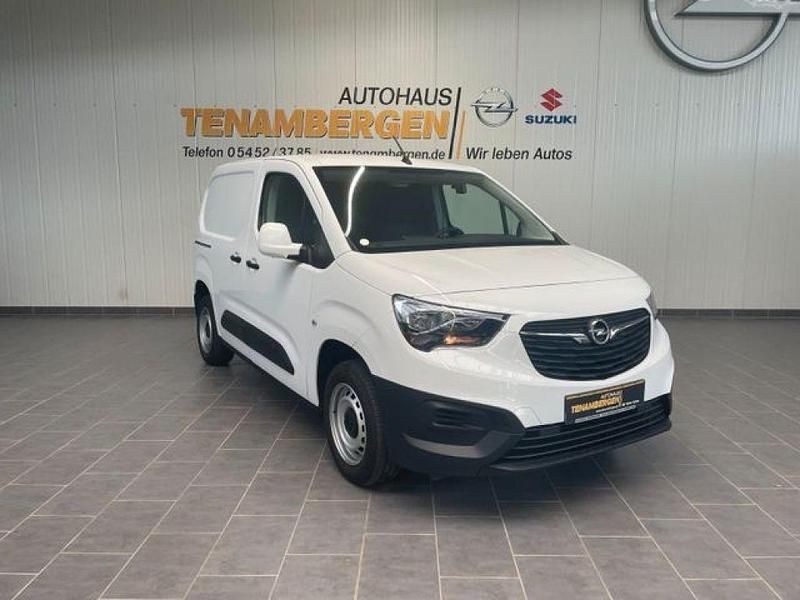 Weiß Gebraucht 2021 Opel Combo Van / Kleinbus | 18.900 € (Teuer) - Bild 1/4