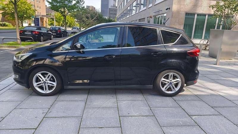 Schwarz Gebraucht 2017 Ford C-MAX Cool & Connect Van / Kleinbus | 10.500 € (Etwas zu teuer) - Bild 1/4