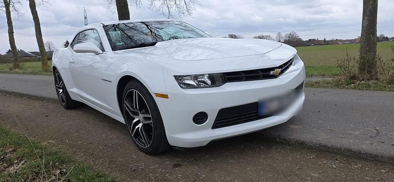 Gebraucht Chevrolet Camaro 328 PS (241 kW) 2013 Weiß Coupé