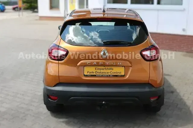 Gebraucht Renault Captur LIMITED 90 PS (66 kW) 2019 Orange SUV