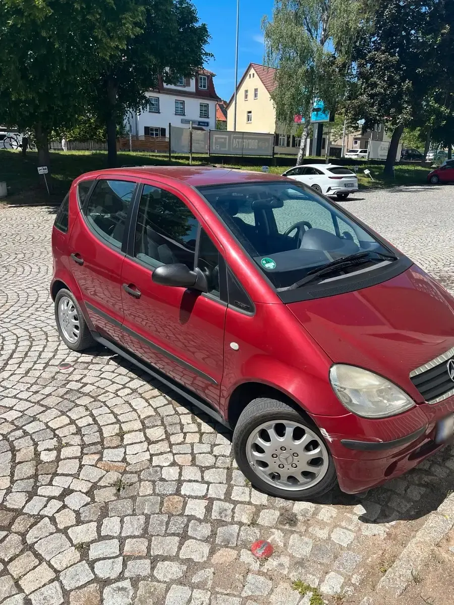 Gebraucht Mercedes A140 Classic 82 PS (60 kW) 2001 Rot Kleinwagen