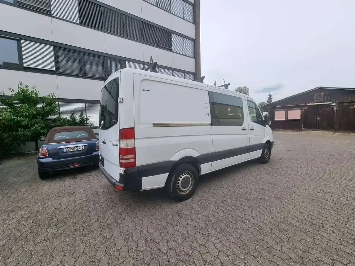 Gebraucht Mercedes Sprinter 129 PS (94 kW) 2011 Weiß Van