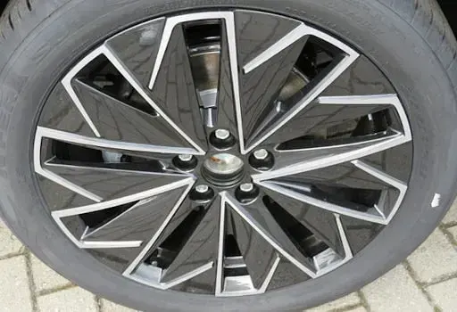 Neu Skoda Scala Tour 116 PS (85 kW) 2025 Blau (raceblau metallic) Kleinwagen