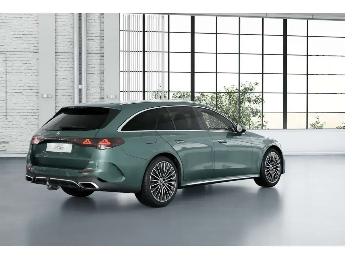 Neu Mercedes E220 AMG 197 PS (144 kW) 2026 Silber Kombi
