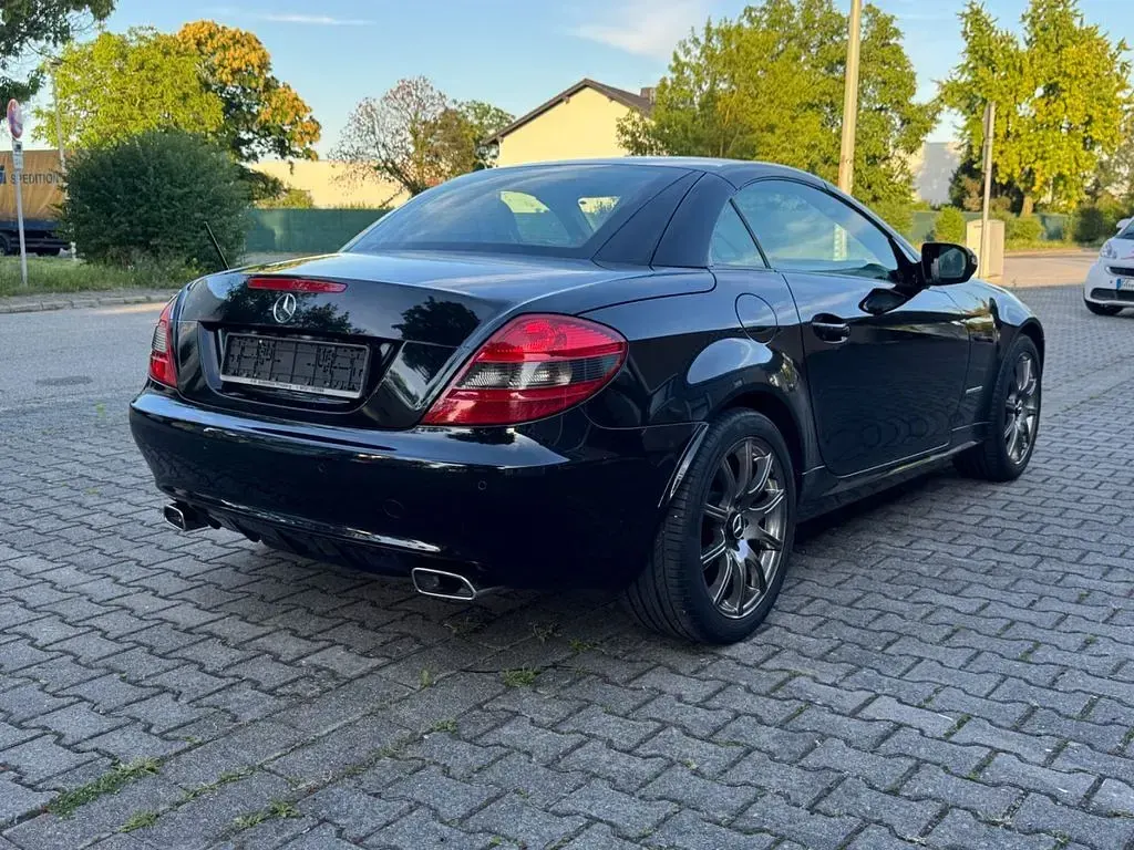 Gebraucht Mercedes SLK200 184 PS (135 kW) 2008 Schwarz Cabrio