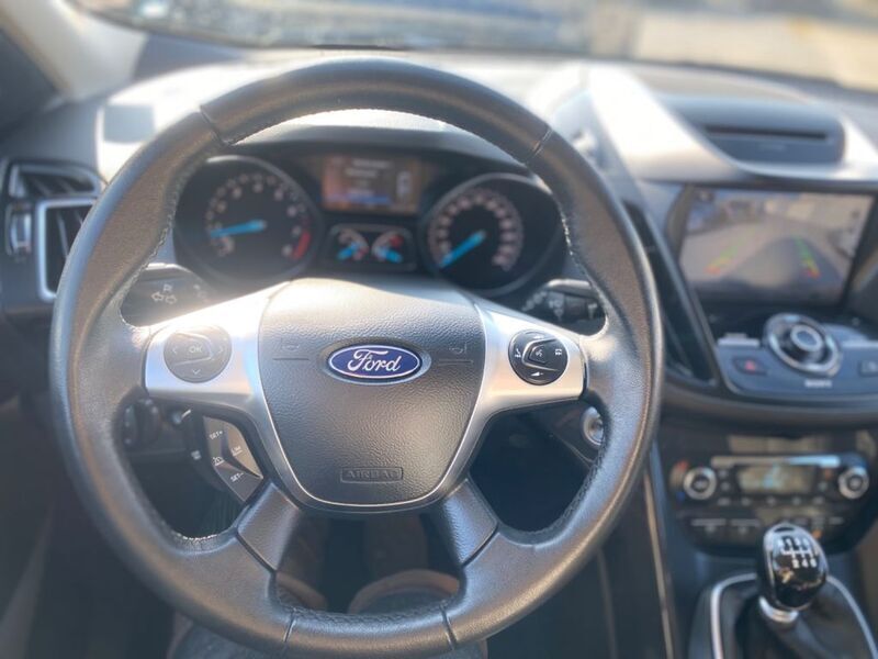 Schwarz Gebraucht 2016 Ford Kuga Titanium SUV | 13.900 € (Fairer Preis) - Bild 1/4