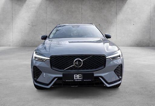 Neu Volvo XC60 Plus 455 PS (334 kW) 2026 Vapour grey SUV