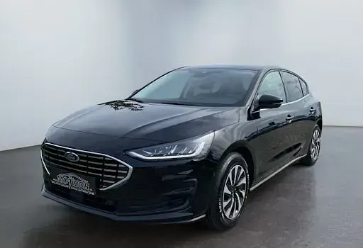 Gebraucht Ford Focus Titanium 155 PS (114 kW) 2025 Limousine