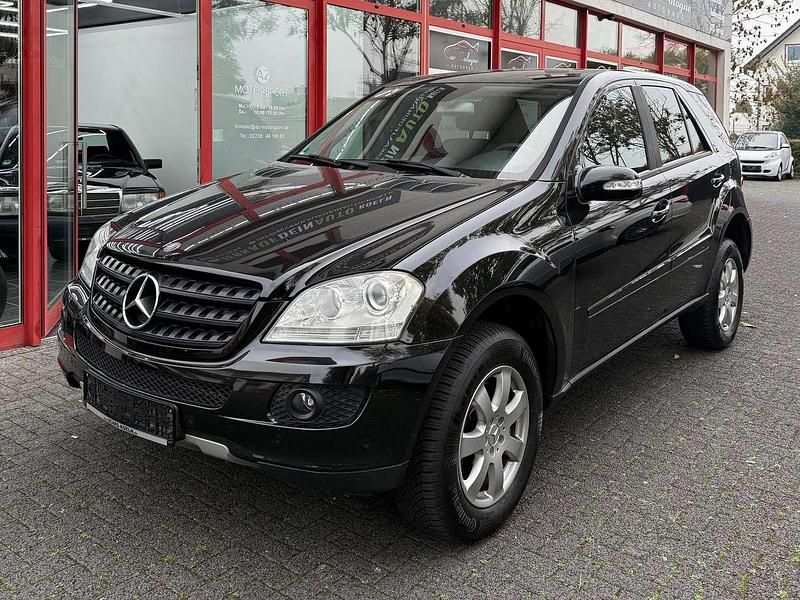 Schwarz Gebraucht 2006 Mercedes ML280 SUV | 9.990 € (Etwas zu teuer) - Bild 1/4