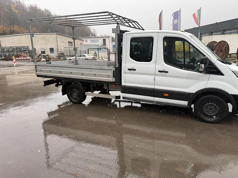 Weiß Gebraucht 2017 Ford Transit Limousine | 13.300 € - Bild 1/4