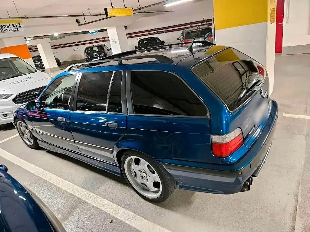 Gebraucht BMW 323 1998 Blau Kombi